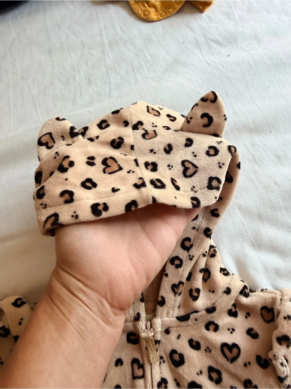 Kids Beige Leopard & Heart Print Hooded Set